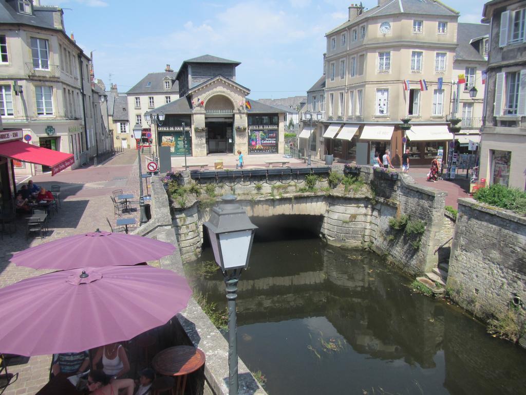 La Plus Petite Maison De France Bayeux Zimmer foto