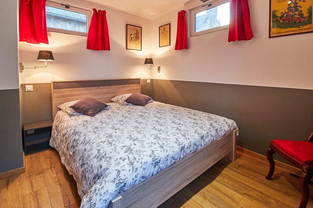 La Plus Petite Maison De France Bayeux Zimmer foto
